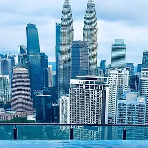  Apartment The Luxe Klcc By Comfort Dwellings